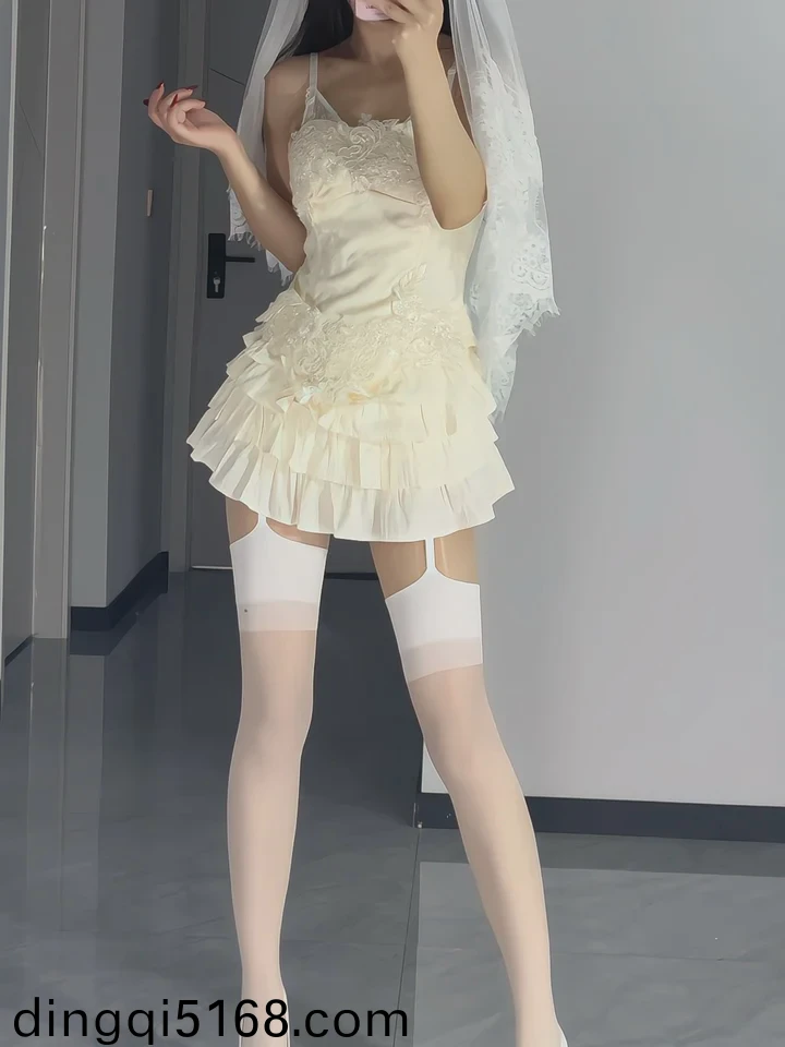 巜女教师出差丈夫